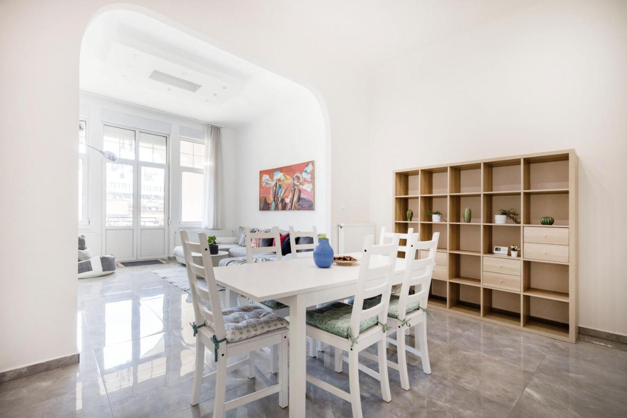 Skyline Serenity Retreat @Vaci Most Famous Street Budapest Extérieur photo